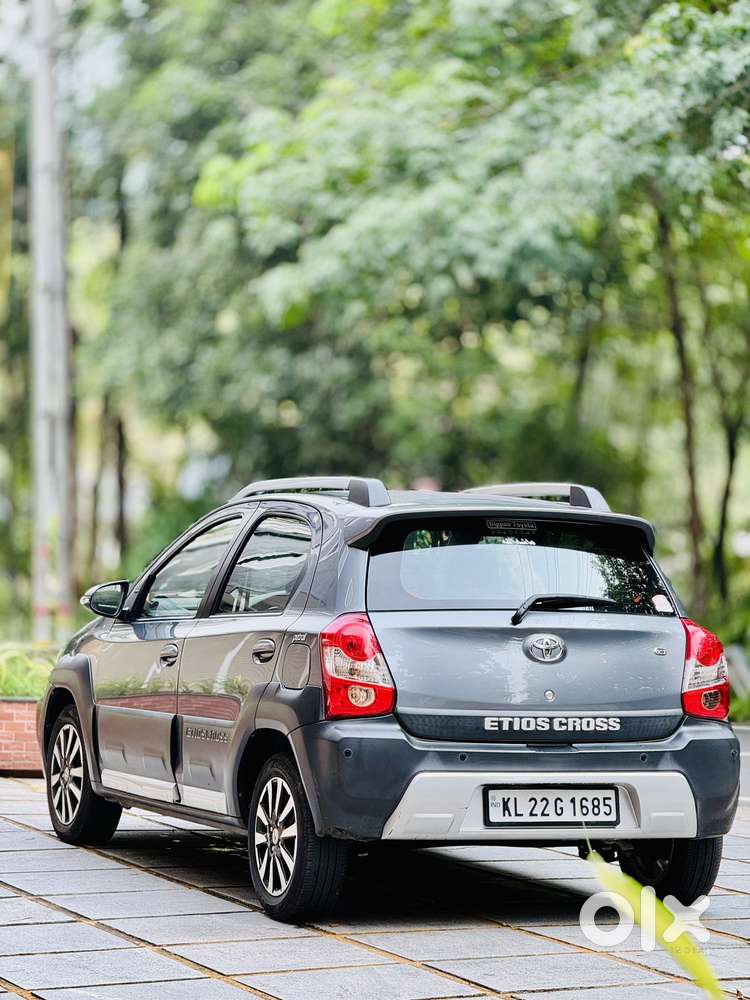 Toyota Etios Cross 1.2l G, 2014, Petrol