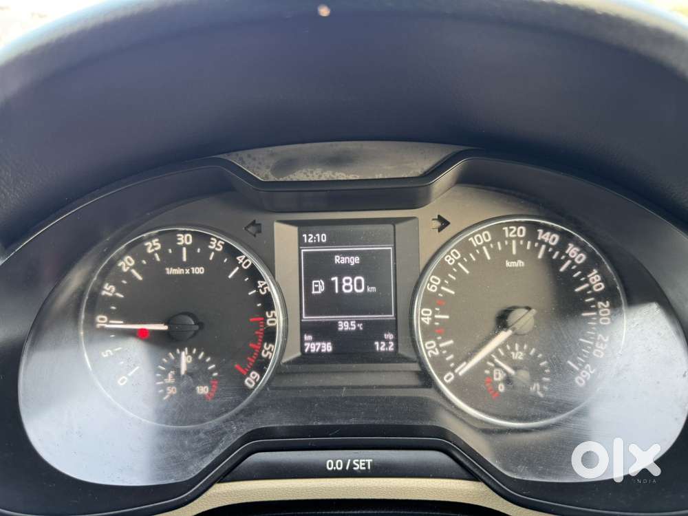 Skoda Octavia 2.0 Tdi Mt Ambition, 2015, Petrol