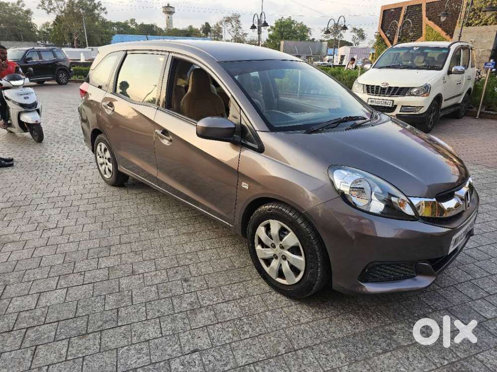 Honda Mobilio 1.5 S I-vtec Mt, 2015, Petrol