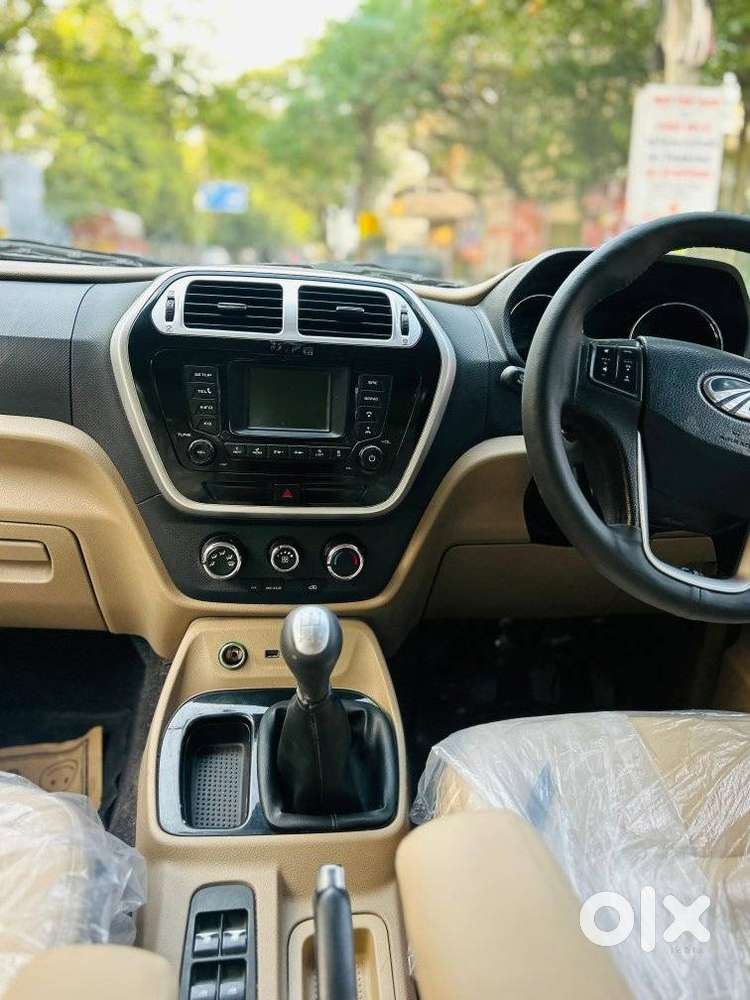 Mahindra Tuv 300 Mhawk100 T8, 2016, Diesel