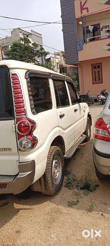 Mahindra Scorpio Classic 2013 Diesel 150000 Km Driven