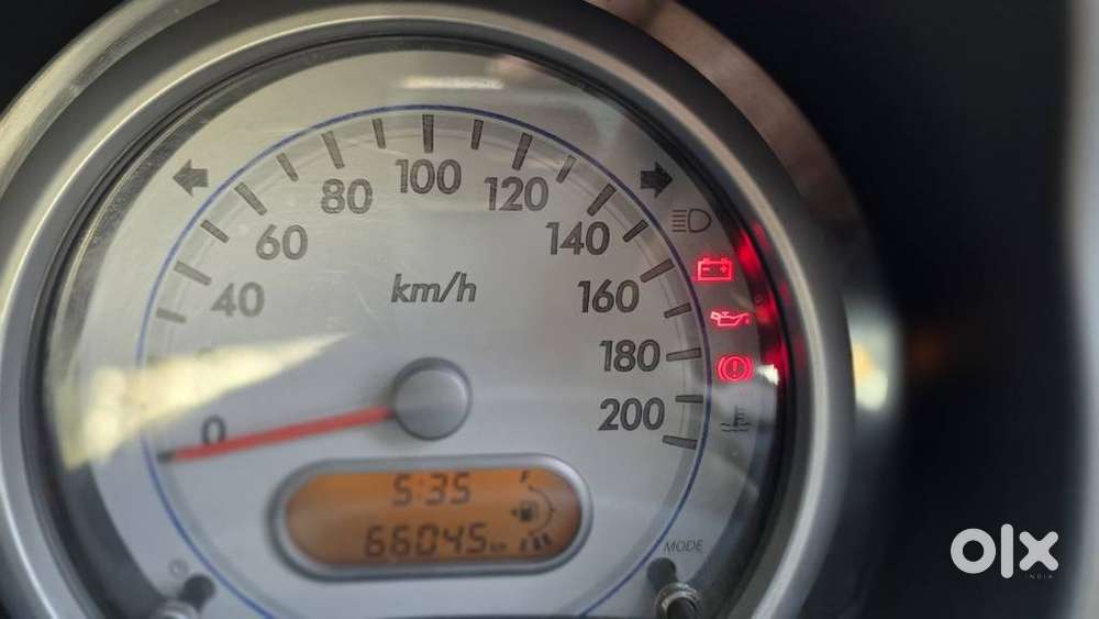 Maruti Suzuki Ritz Lxi, 2012, Petrol