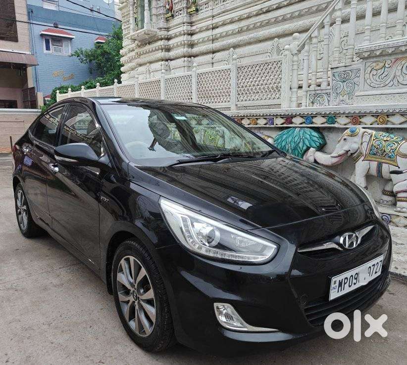 Hyundai Verna Fluidic 1.6 Vtvt Sx Opt, 2014, Petrol