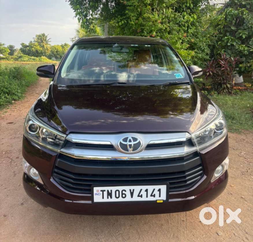 Toyota Innova Crysta 2.7 V, 2017, Diesel