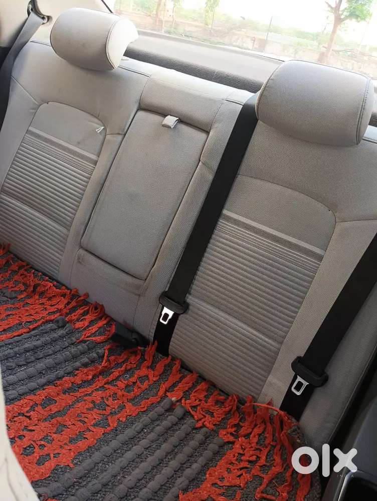 Hyundai Aura Petrol/cng 2023 Model