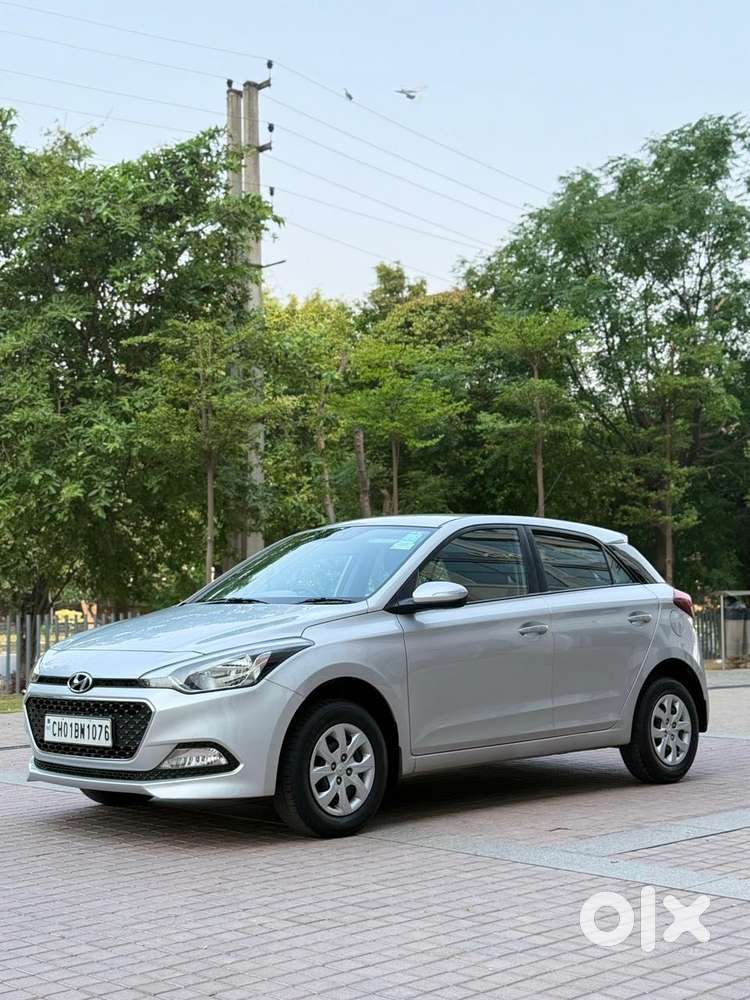 Hyundai I20 Sportz 1.2 Bs-iv, 2017, Petrol