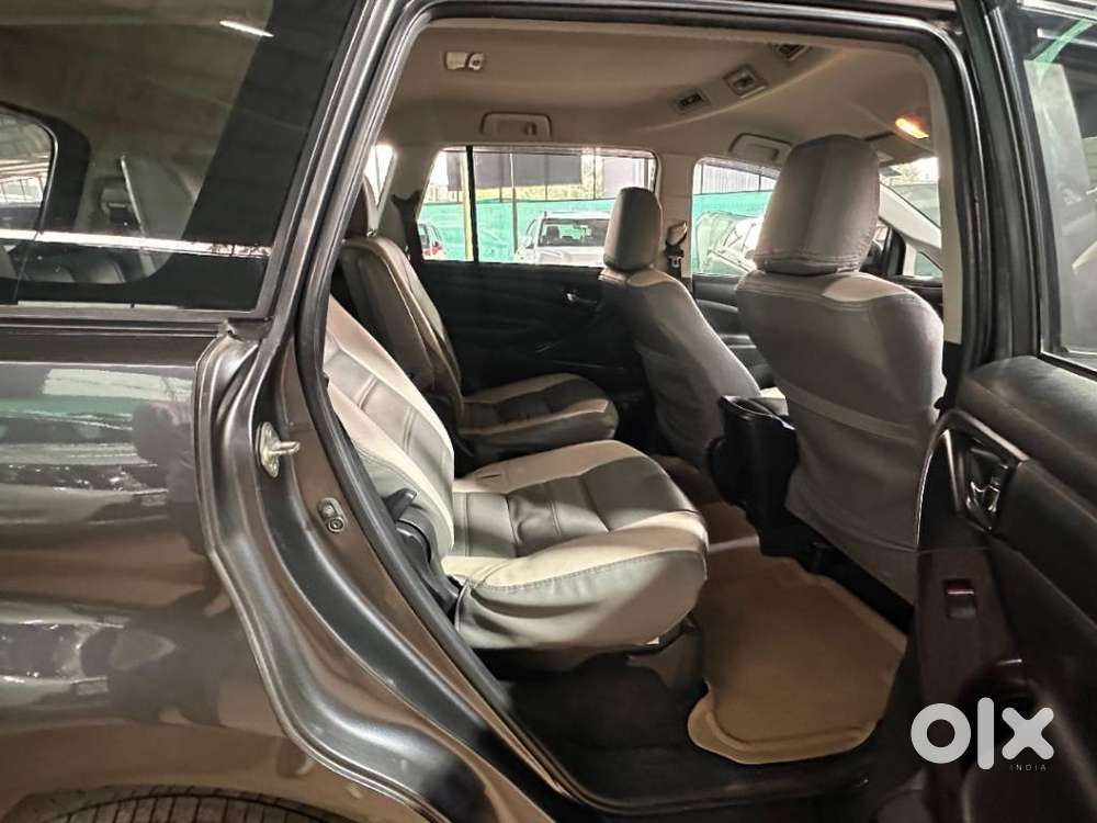 Toyota Innova Crysta [2020-ongoing] 2.4 Gx At 7 Str, 2021, Diesel