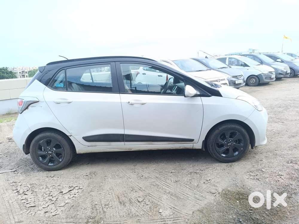 Hyundai Grand I10 Sportz (o) 1.2 At Vtvt, 2018, Petrol