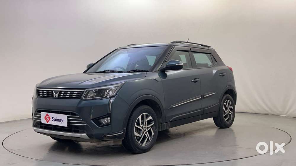 Mahindra Xuv300 W8 (o) 1.5 Diesel Amt, 2023, Diesel