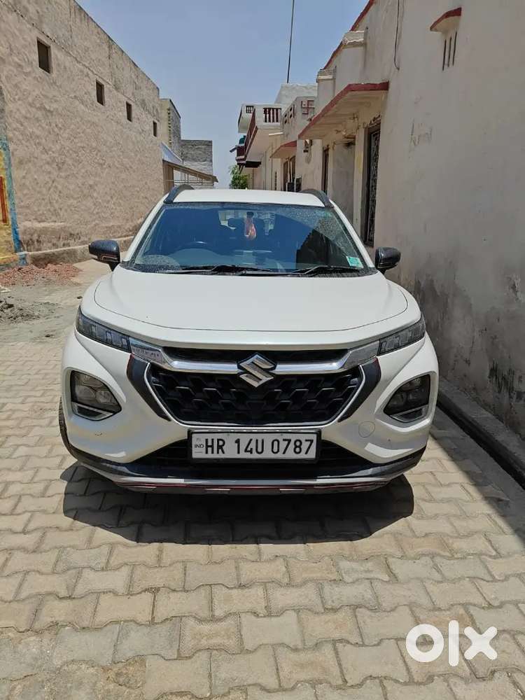 Fronx Delta Plus White
