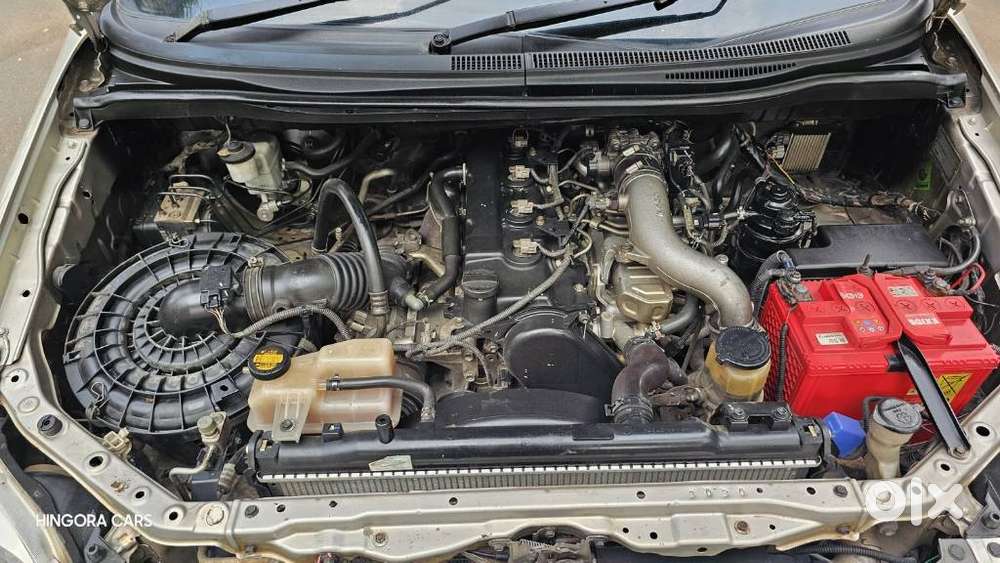 Toyota Innova 2.5 G (diesel) 8 Seater, 2015, Diesel