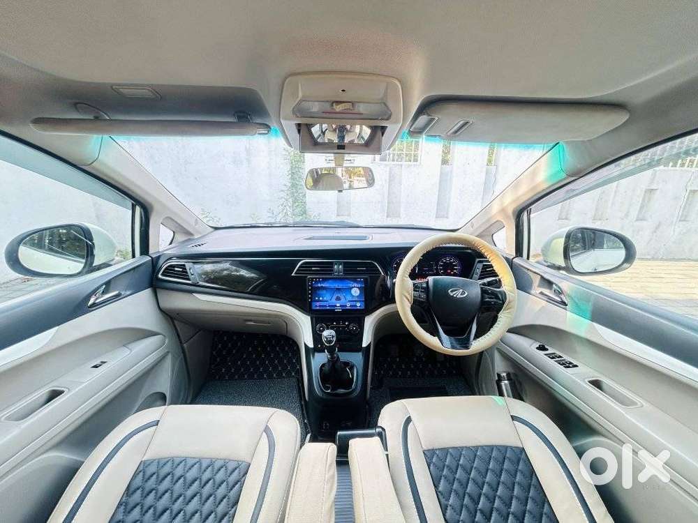 Mahindra Marazzo M6 8str, 2019, Diesel