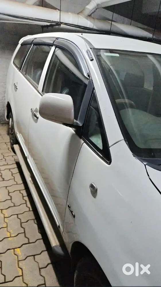 Toyota Innova 2.0 Diesel, 2010
