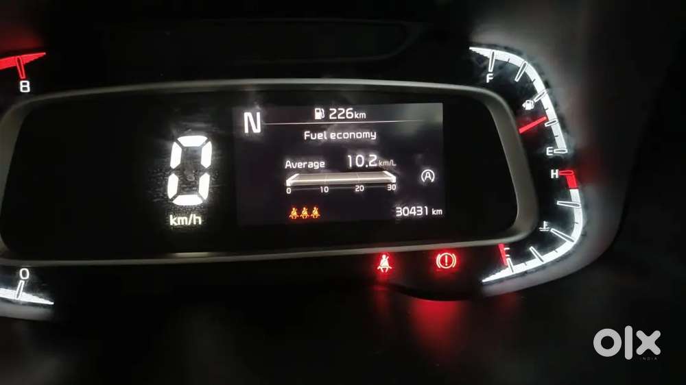 Kia Sonet 1.0 Turbo Petrol Automatic | 2023 Model | Sunroof
