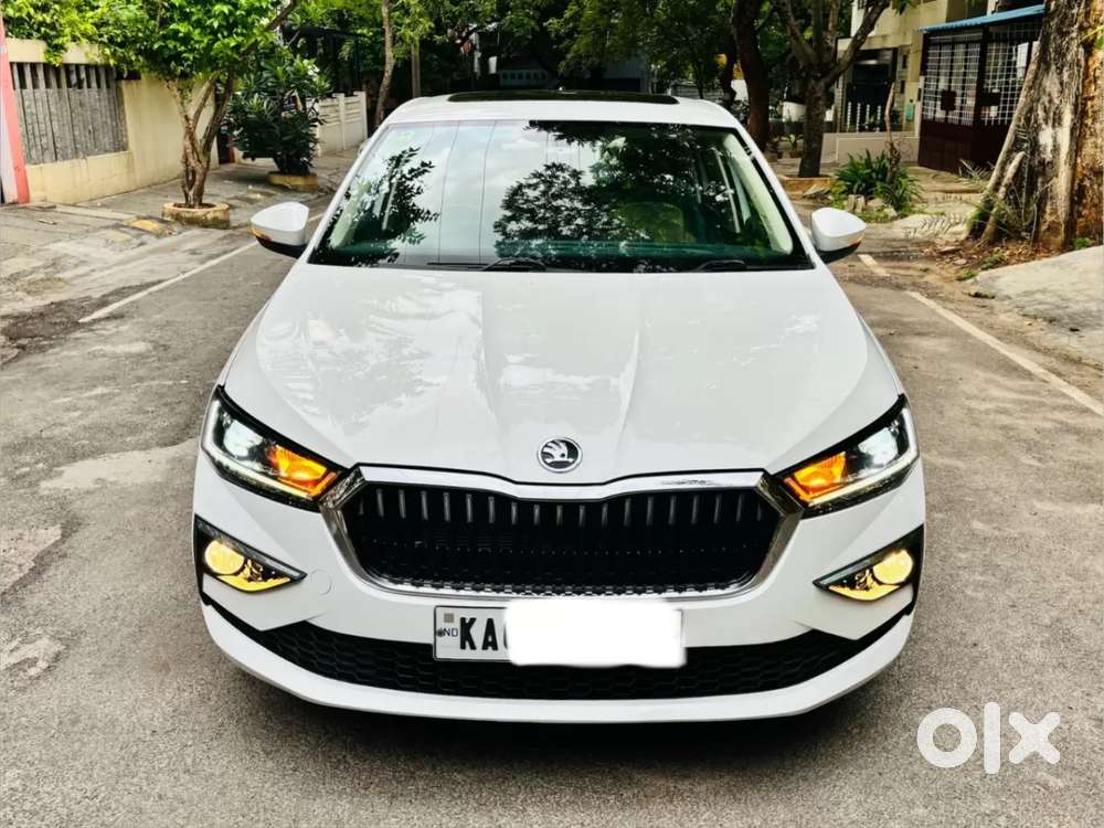 Skoda Slavia Ambition 1.0l Tsi Mt, 2022, Petrol