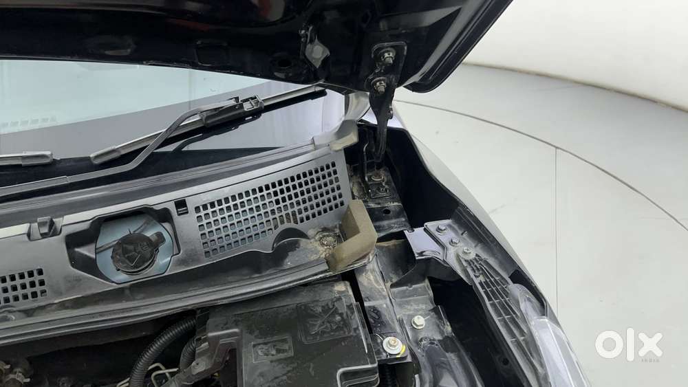 Nissan Magnite 1.0 Xv, 2023, Petrol