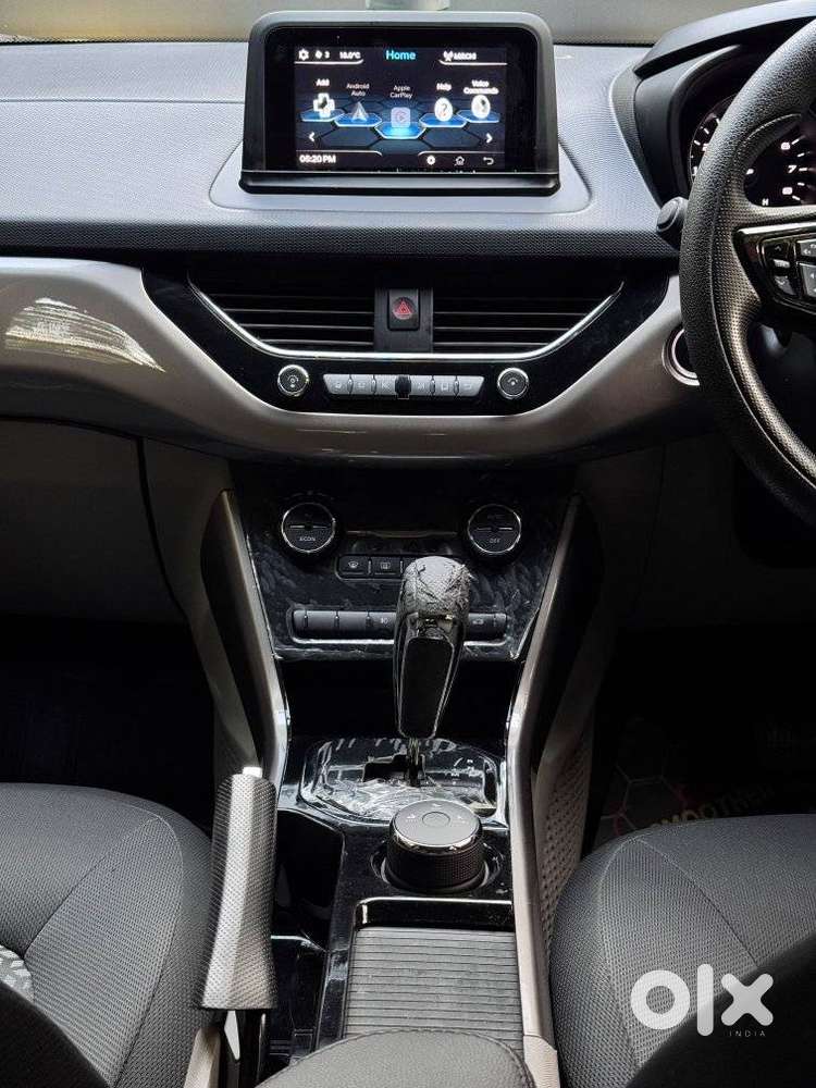 Tata Nexon 1.2 Revotron Xza Plus, 2018, Petrol