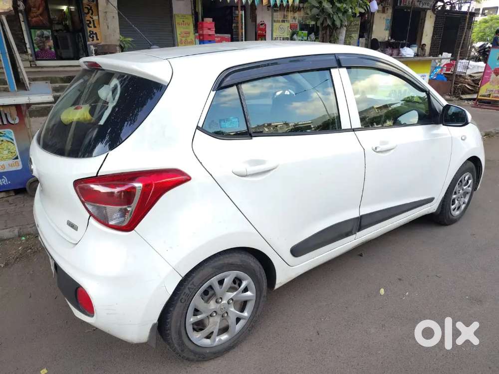 Hyundai Grand I10 2017 Year