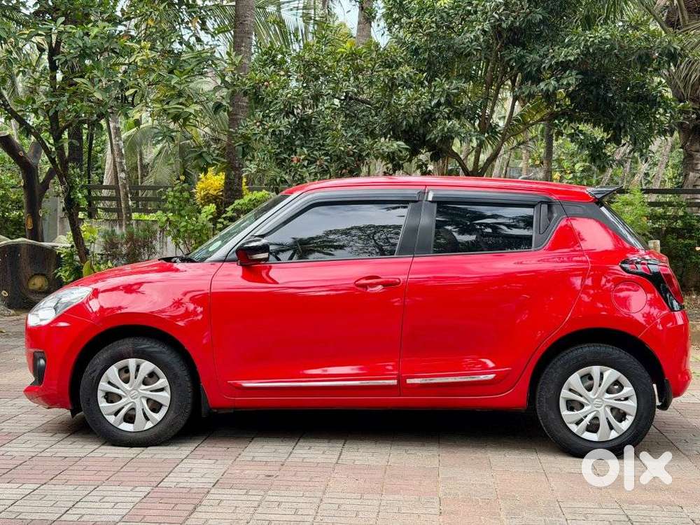 Maruti Suzuki Swift Vxi Ags, 2018, Petrol