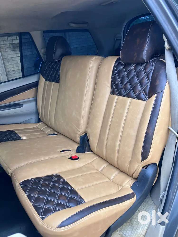 Toyota Innova Vx Petrol 2009 Model