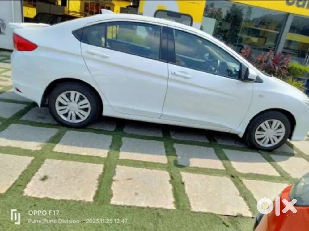 Automatic 4th Generation Honda City Sv