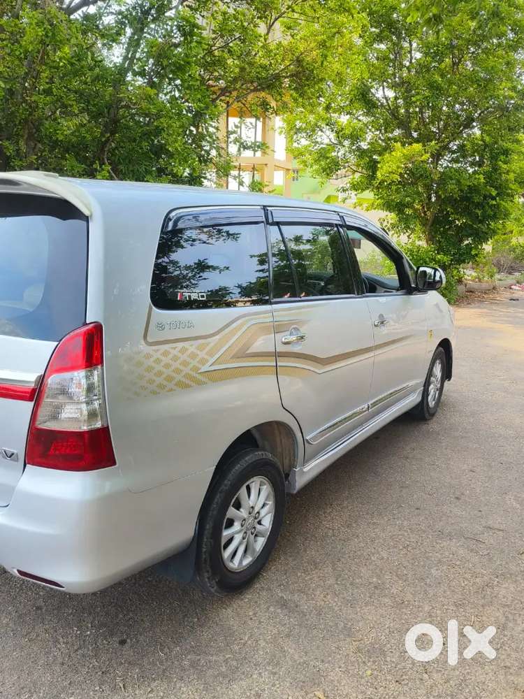 Toyota Innova 2013 Diesel Well Maintained