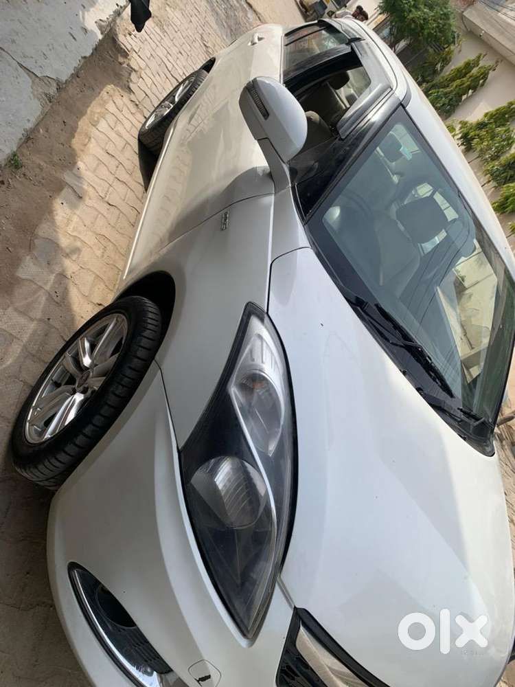 Maruti Suzuki Swift Dzire 2016 Diesel 89000 Km Driven