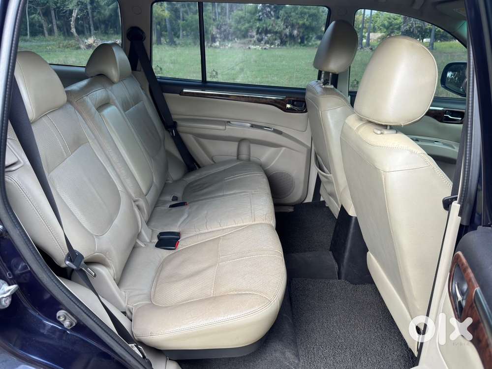 Mitsubishi Pajero Sport Petrol 2015