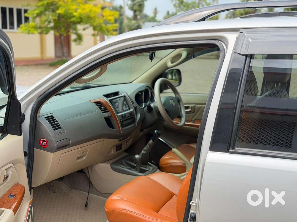 Toyota Fortuner 2011 Diesel Well Maintained