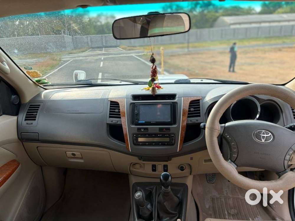 Toyota Fortuner 4x4 At, 2011, Diesel