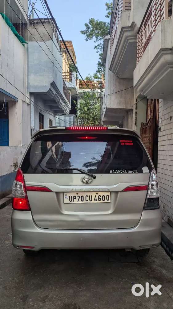 Toyota Innova 2015 Diesel 159000 Km Driven
