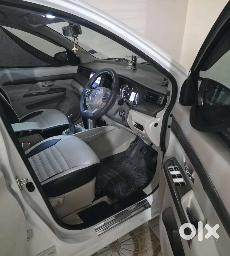 Maruti Suzuki Ertiga Vxi 2022 Cng
