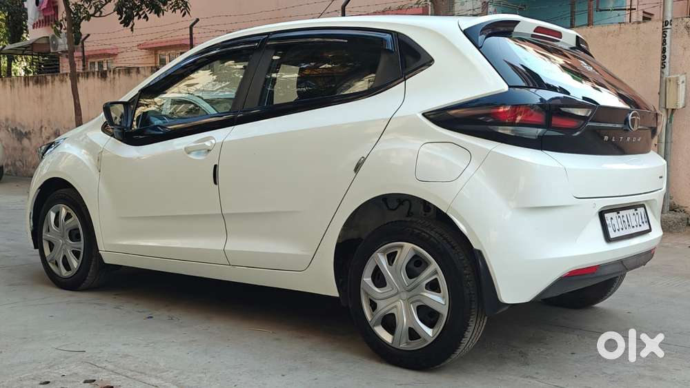 Tata Altroz 1.2 Xm Plus, 2024, Cng & Hybrids