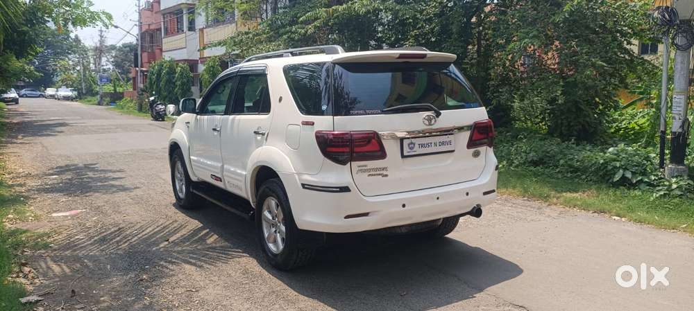 Toyota Fortuner 3.0 4x4 Manual, 2011, Diesel