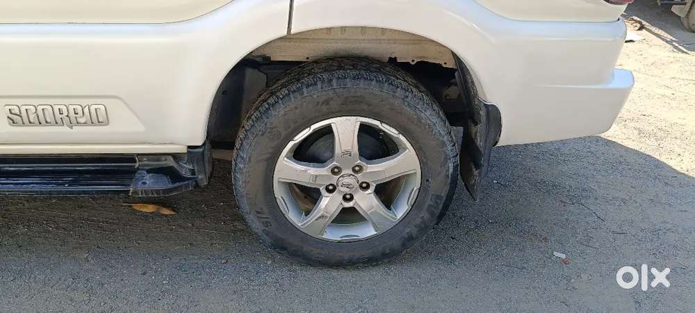 Mahindra Scorpio 2018 Diesel 92835 Km Driven