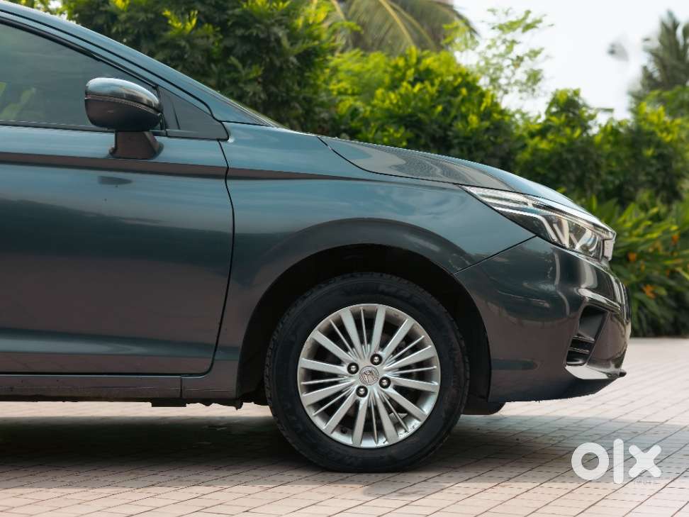 Honda City 1.5 V 5th Gen I-vtec Mt, 2022, Petrol