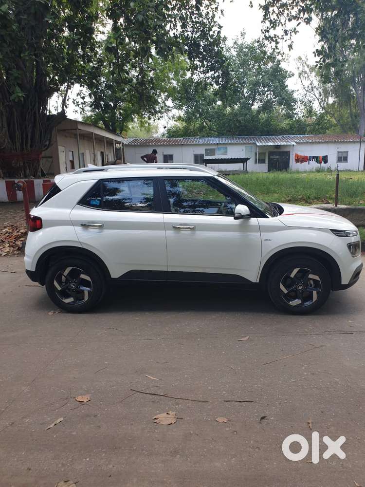 Hyundai Venue Sx Plus Turbo Dct, 2019, Petrol