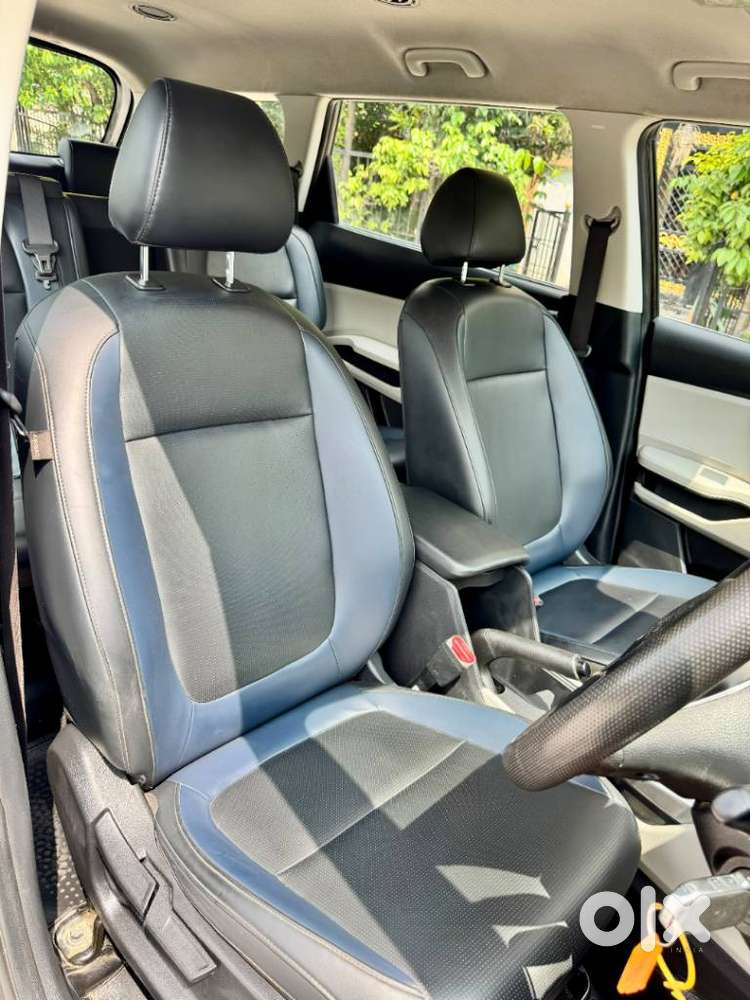 Kia Carens G 1.5 6mt Premium (o) 7-seater, 2025, Diesel