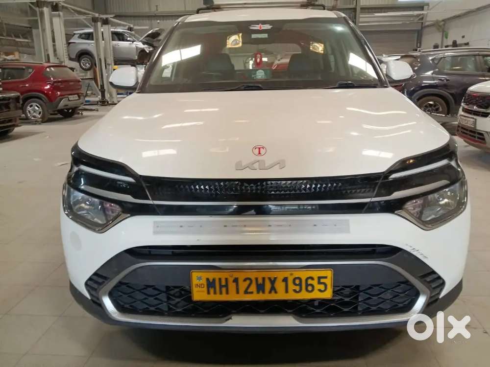 Kia Carens 2024 Diesel Well Maintained