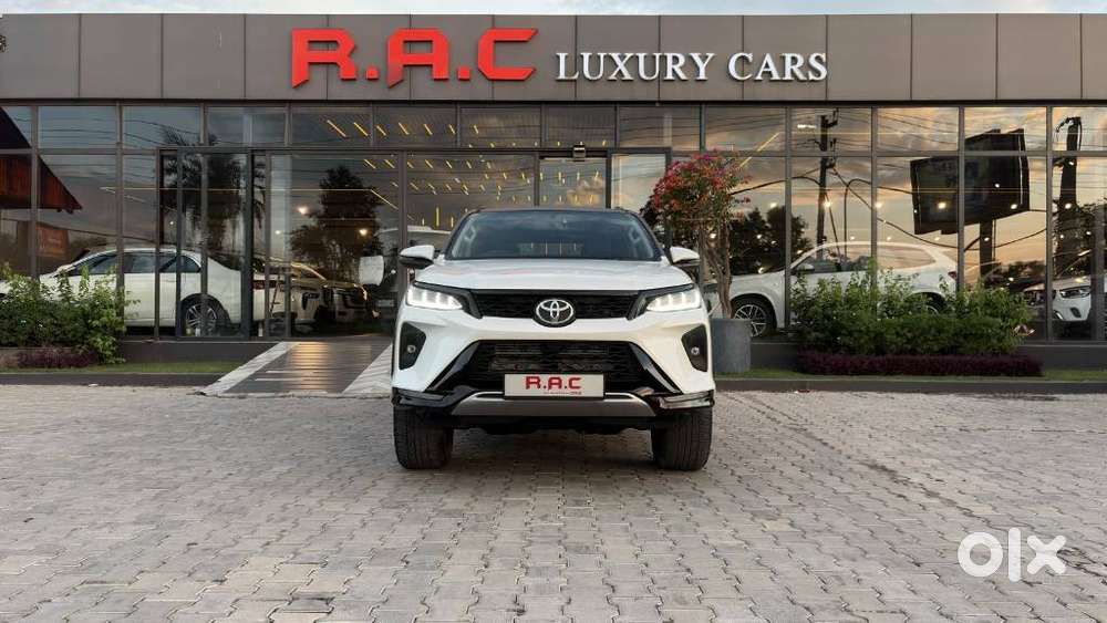 Toyota Fortuner Legender 4x2 At 2.8, 2025, Diesel