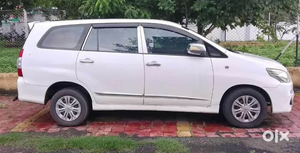 Toyota Innova 2016 Diesel 133000 Km Driven
