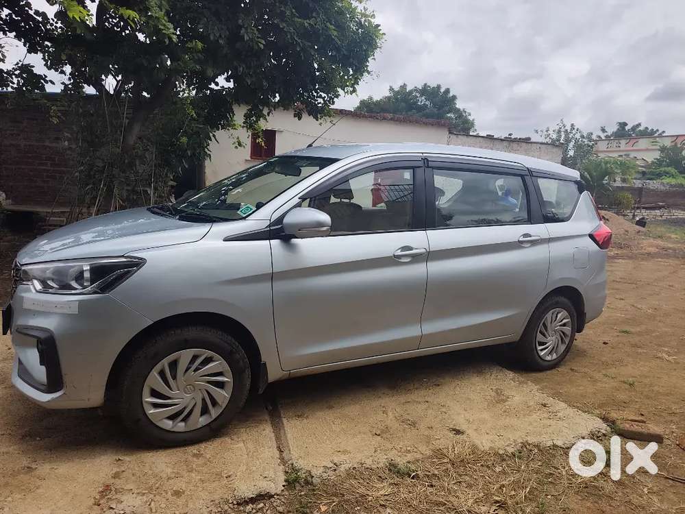 Maruti Suzuki Ertiga Vxi 2024