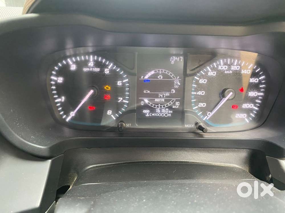 Tata Altroz Petrol 2022