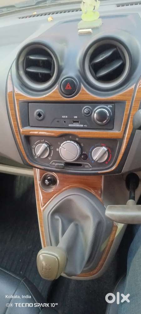 Nissan New Mpv, 2015, Petrol