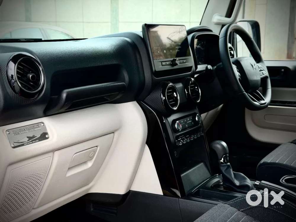 Mahindra Thar Roxx, 2025, Petrol