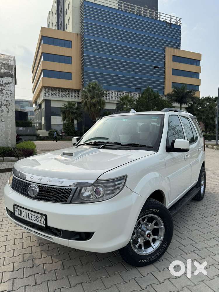 Tata Safari Storme Lx, 2014, Diesel