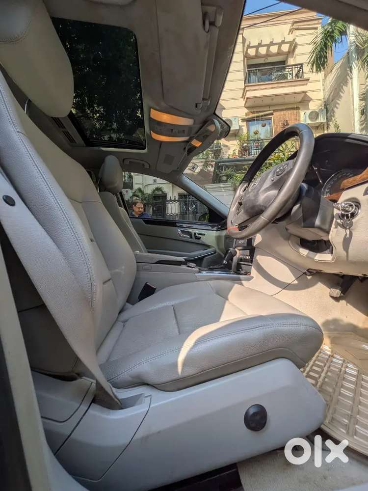 Mercedes-benz E-class 2012 Petrol 65433 Km Driven