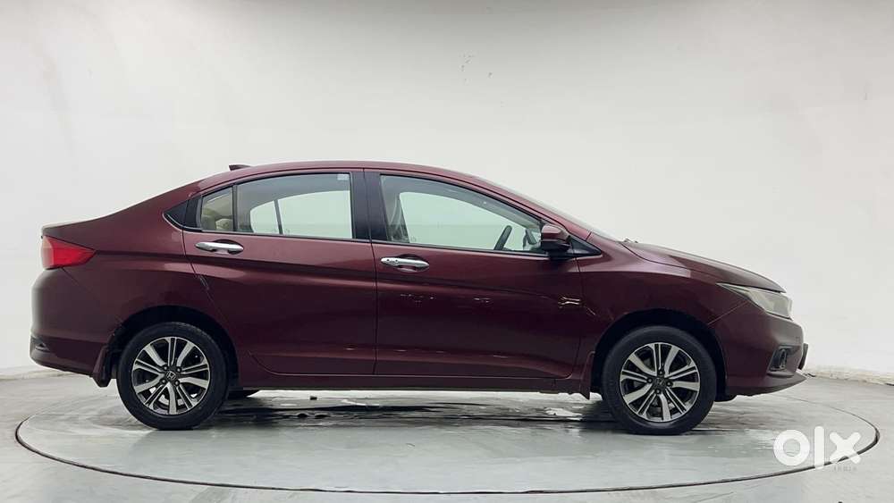 Honda City I-vtec V, 2017, Petrol