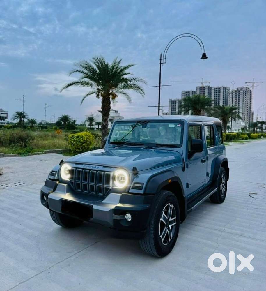 Mahindra Thar Roxx Mx5