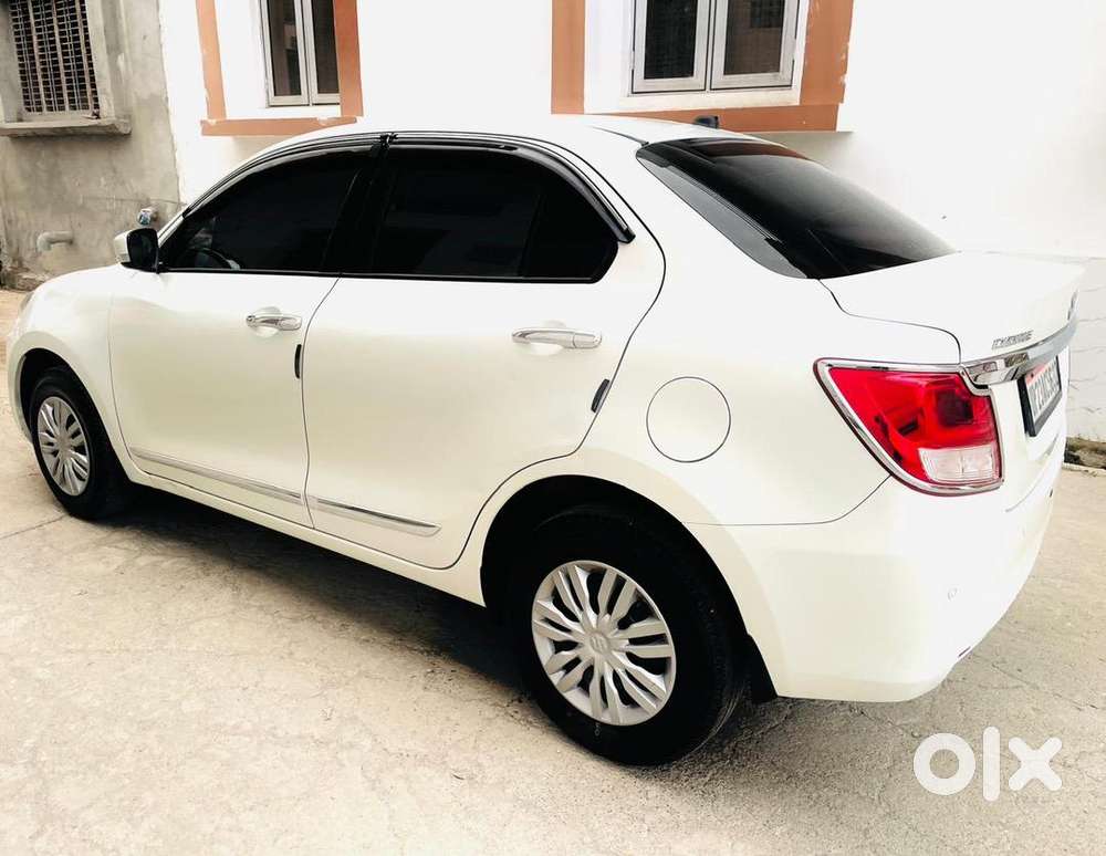 Maruti Suzuki Dzire Petrol 30000 Km Driven